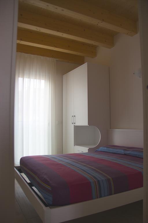 Residence La Perla Caorle Zimmer foto
