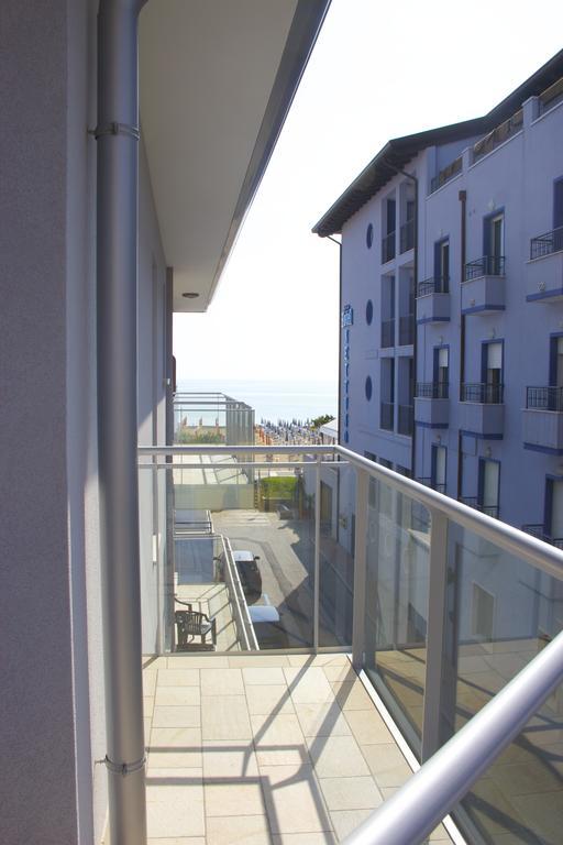 Residence La Perla Caorle Zimmer foto