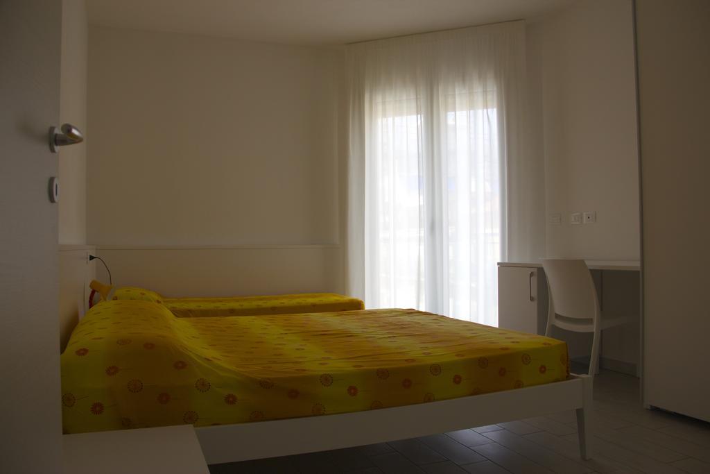 Residence La Perla Caorle Zimmer foto